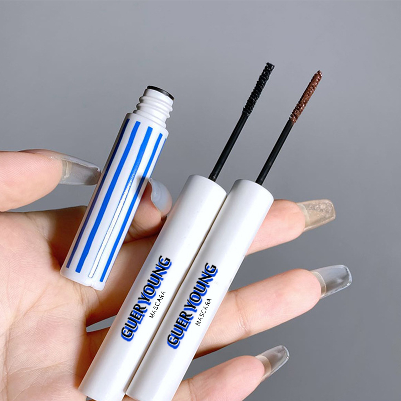 Mini Precision Waterproof Mascara – Smudge-Proof Natural Look