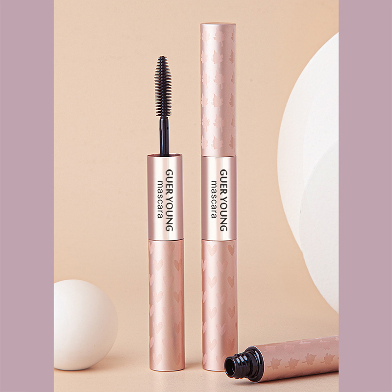 Dual Brush Waterproof Mascara – Volumizing & Lengthening for Defined Lashes
