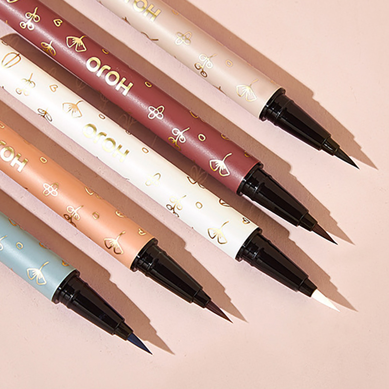 Waterproof Precision Eyeliner Pen – Smudge-Proof & Long-Lasting Liquid Liner