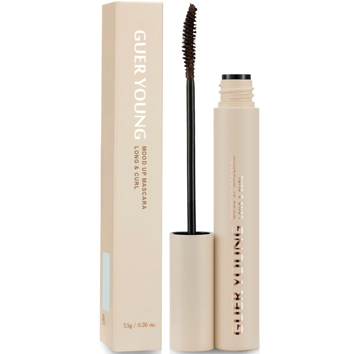Long & Curl Waterproof Mascara – Defined Lashes with Natural Lift