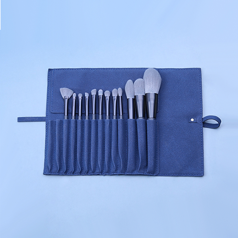 12PCS Professional Makeup Brush Set with Soft Synthetic Bristles and Durable Handles