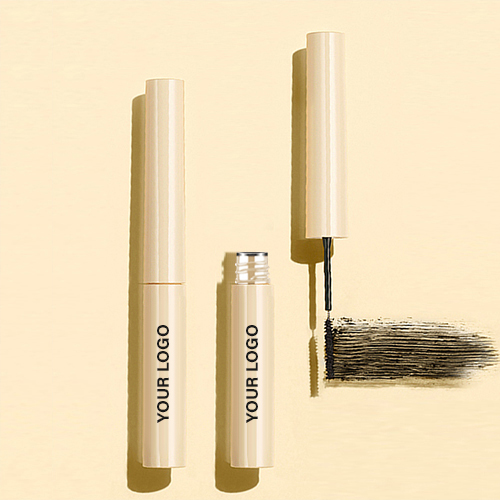 Natural Mascara – Slim Lengthening Effect for Everyday Clean Makeup Look