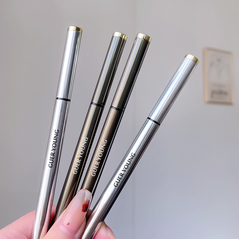 Double-Ended Eyeliner Pen – Precision & Versatile Design