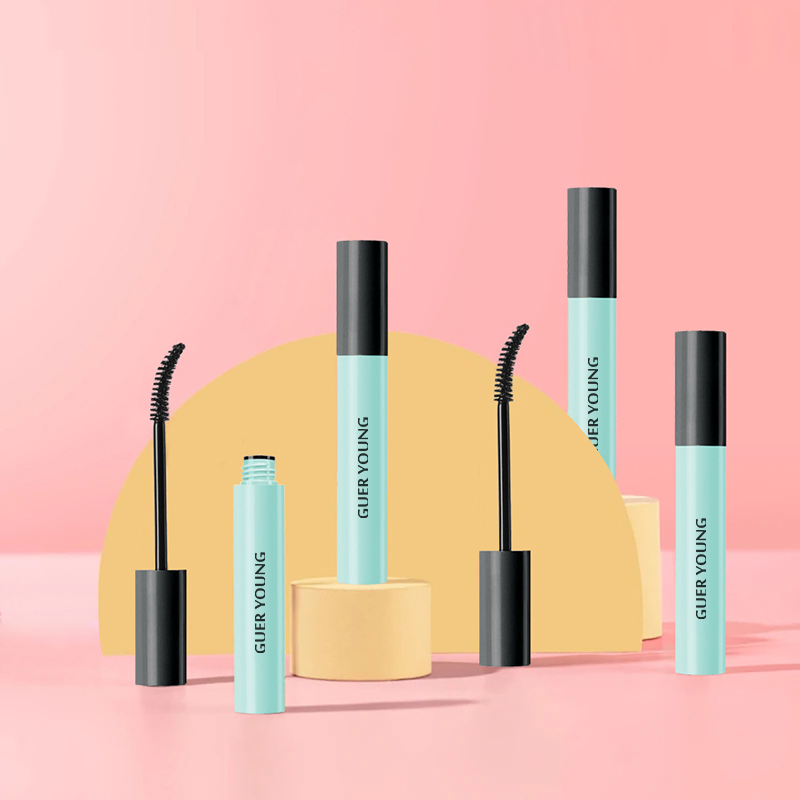 Oil-Proof Curling Mascara – Long-Lasting Volume, Smudge-Free & Lengthening Effect