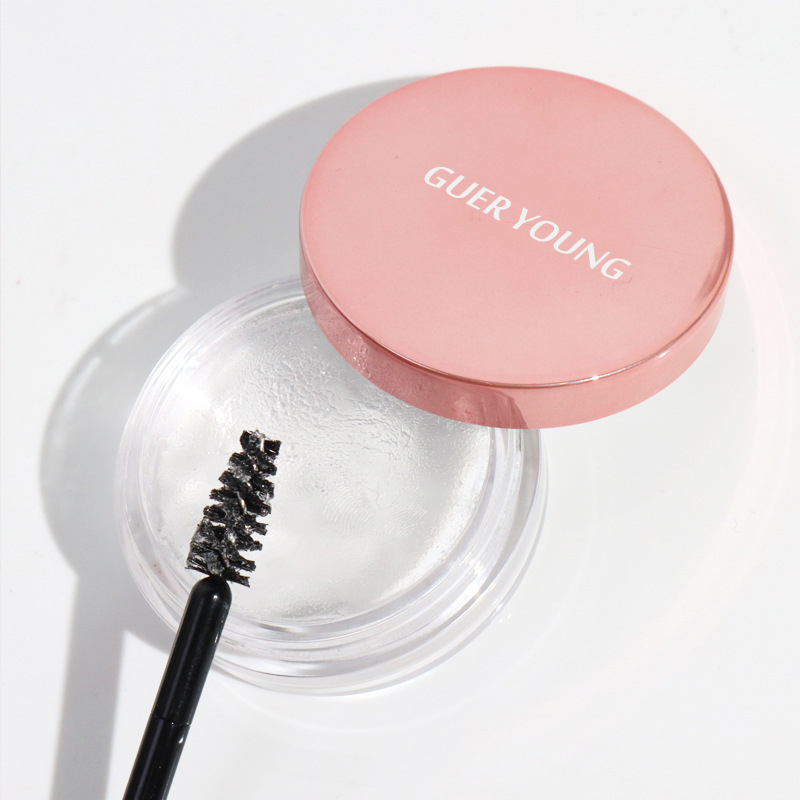 Brow Definition Gel – Strong Hold for Sculpted Eyebrows