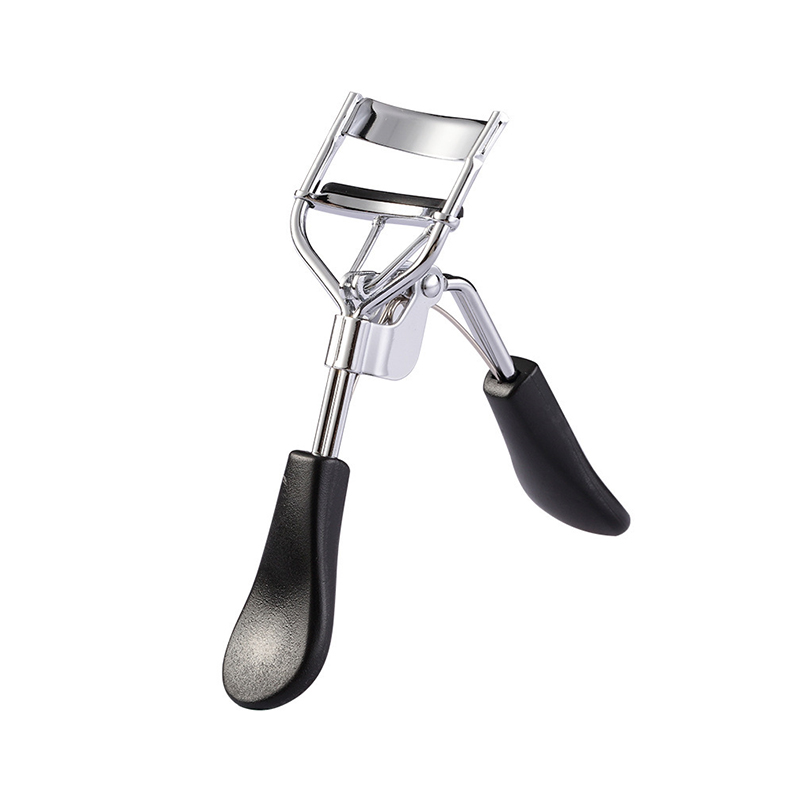 Stainless Steel Eyelash Curler with Soft Silicone Pad – Comfortable Grip, Long-Lasting Curl Effect