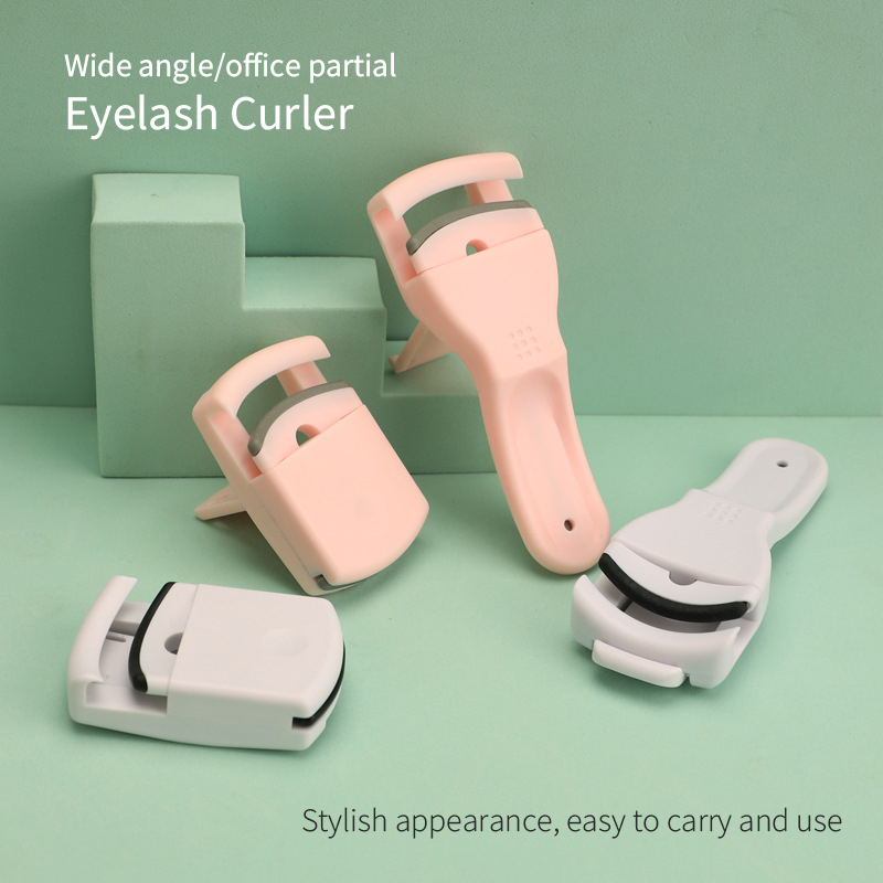 Mini Foldable Eyelash Curler – Compact Travel Lash Tool with Soft Silicone Pad for Natural Curl