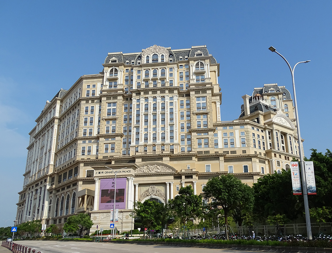 Grand Lisboa Palace, Macau