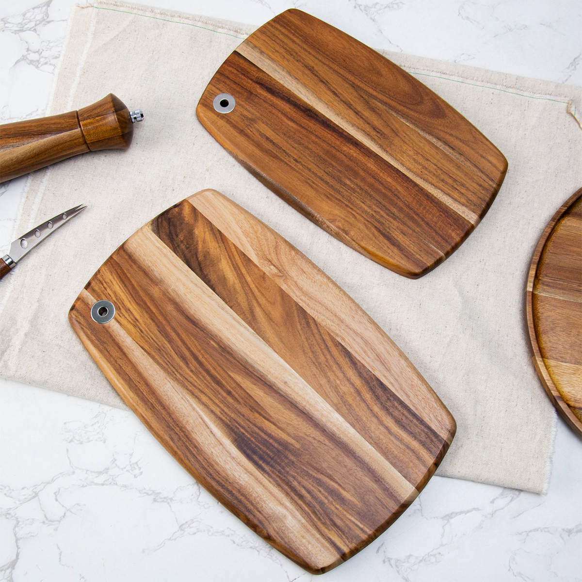 Reversible Acacia Cutting Board