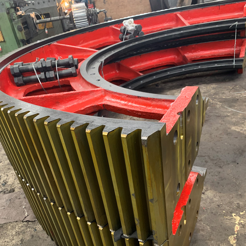 How do large gear manufacturers choose high-quality scrap steel to cast large gears with good quality?