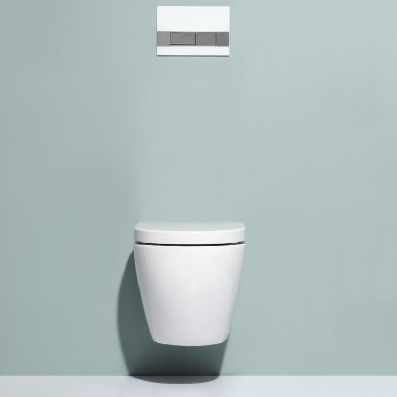 BF2412 Wandhängendes WC aus Keramik mit antibakterieller Beschichtung – Modernes, platzsparendes Design