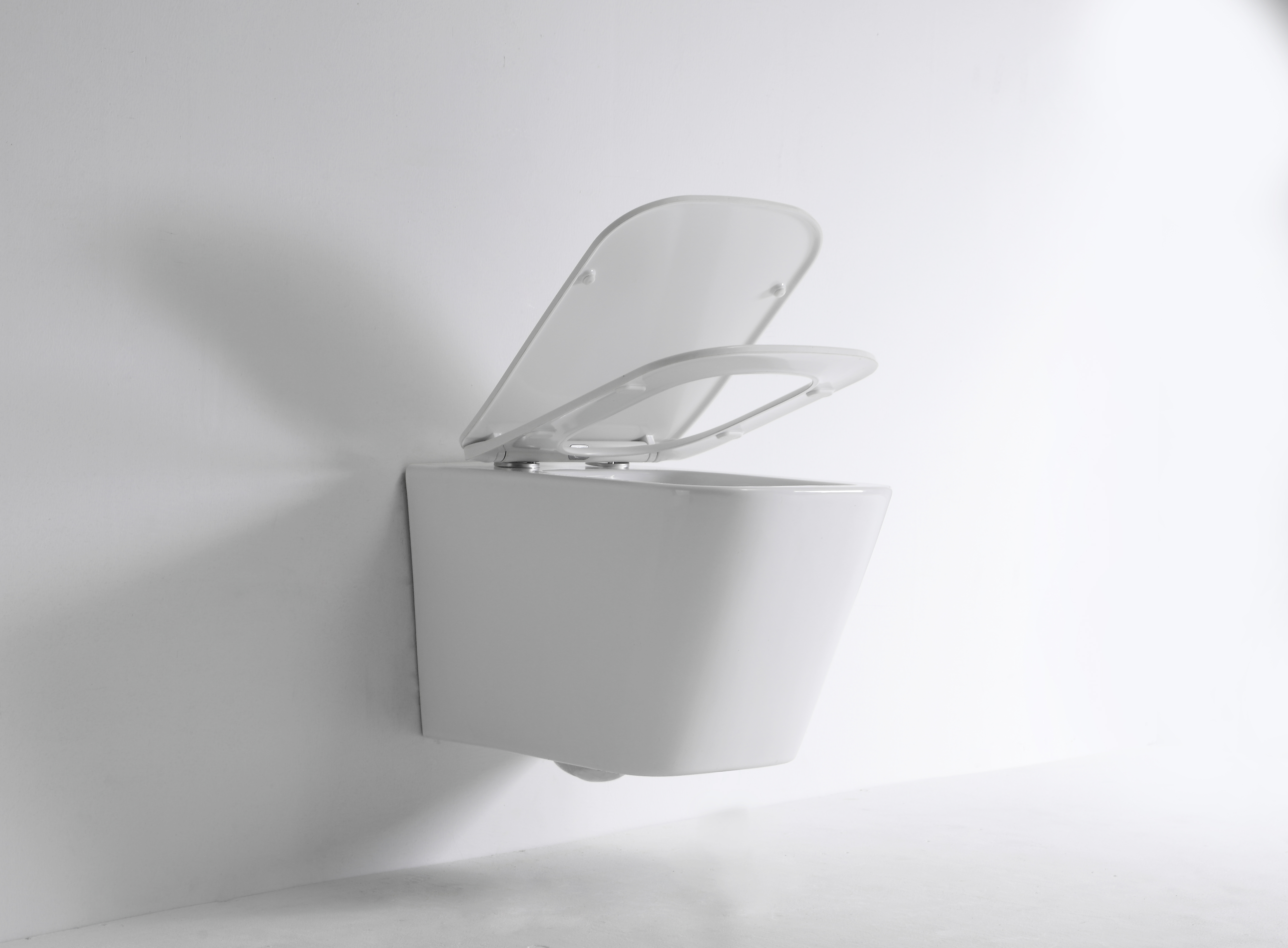 Toilette Suspendue 2417D à Ultra Tourbillon – Design Moderne, Silencieuse et Compacte
