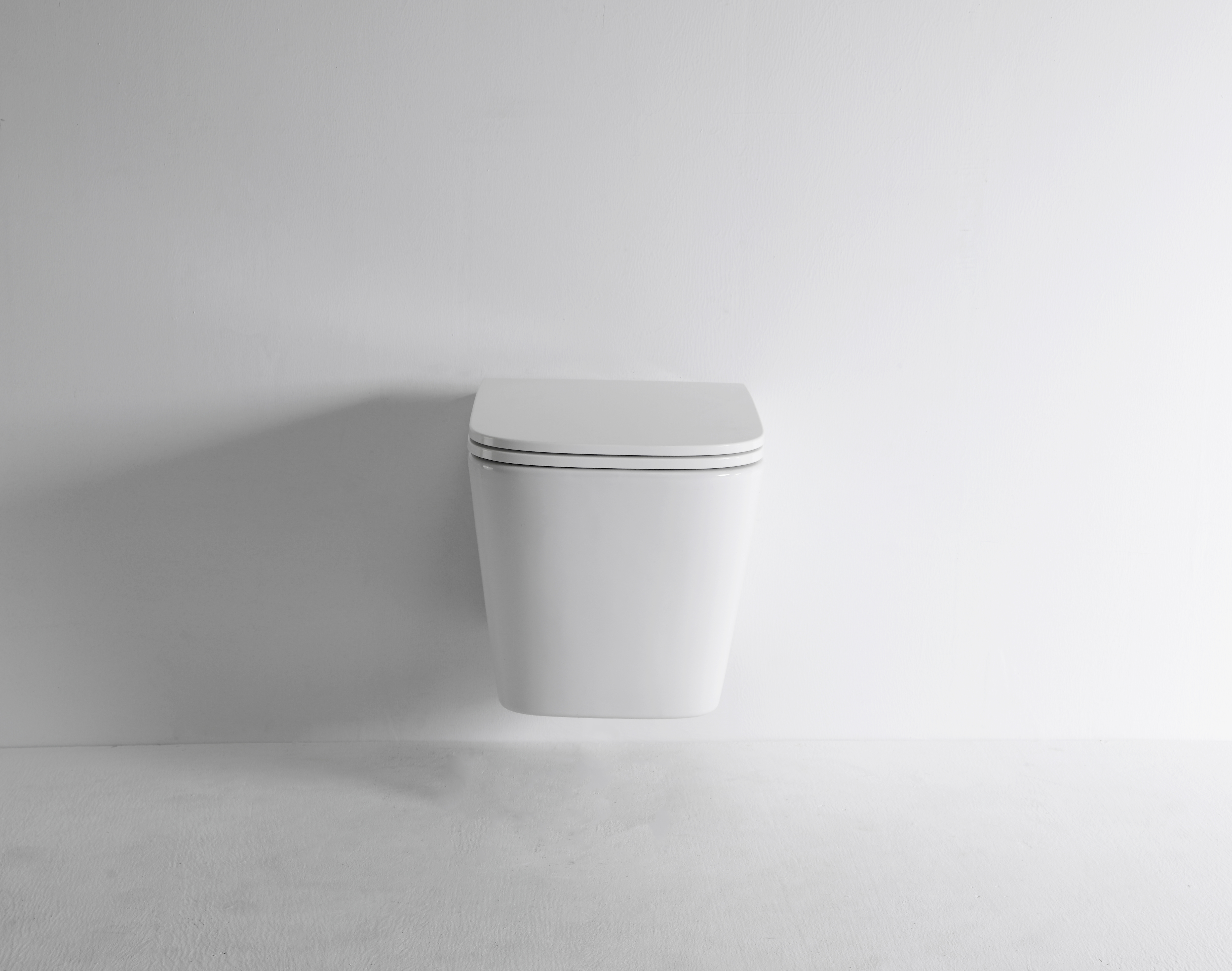 WC Sospeso Minimalista 2417E | Design Italiano Moderno in Ceramica