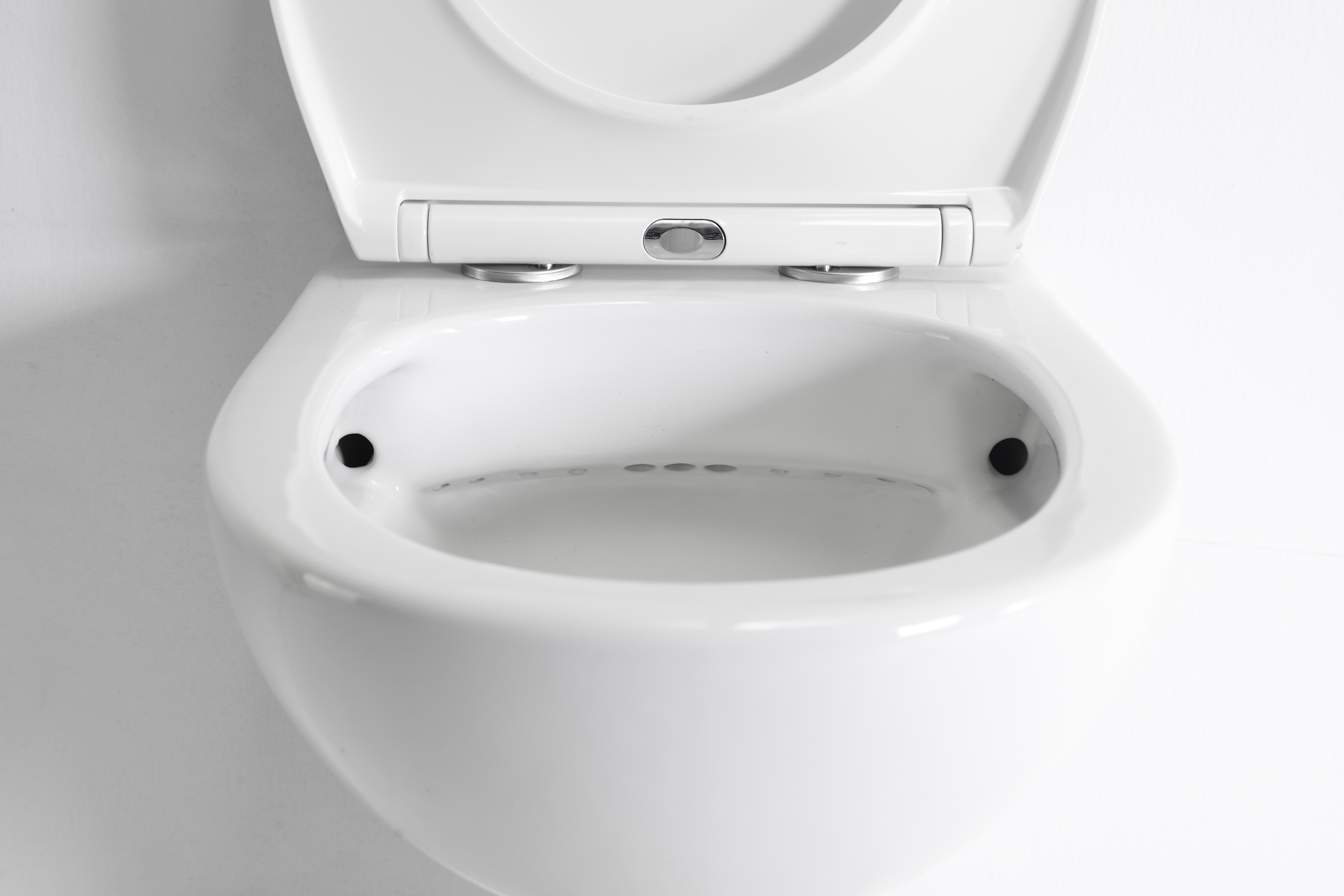 BF2420D Wall-Hung Toilet – Compact, Quiet Flush, Anti-Stain Ceramic Design