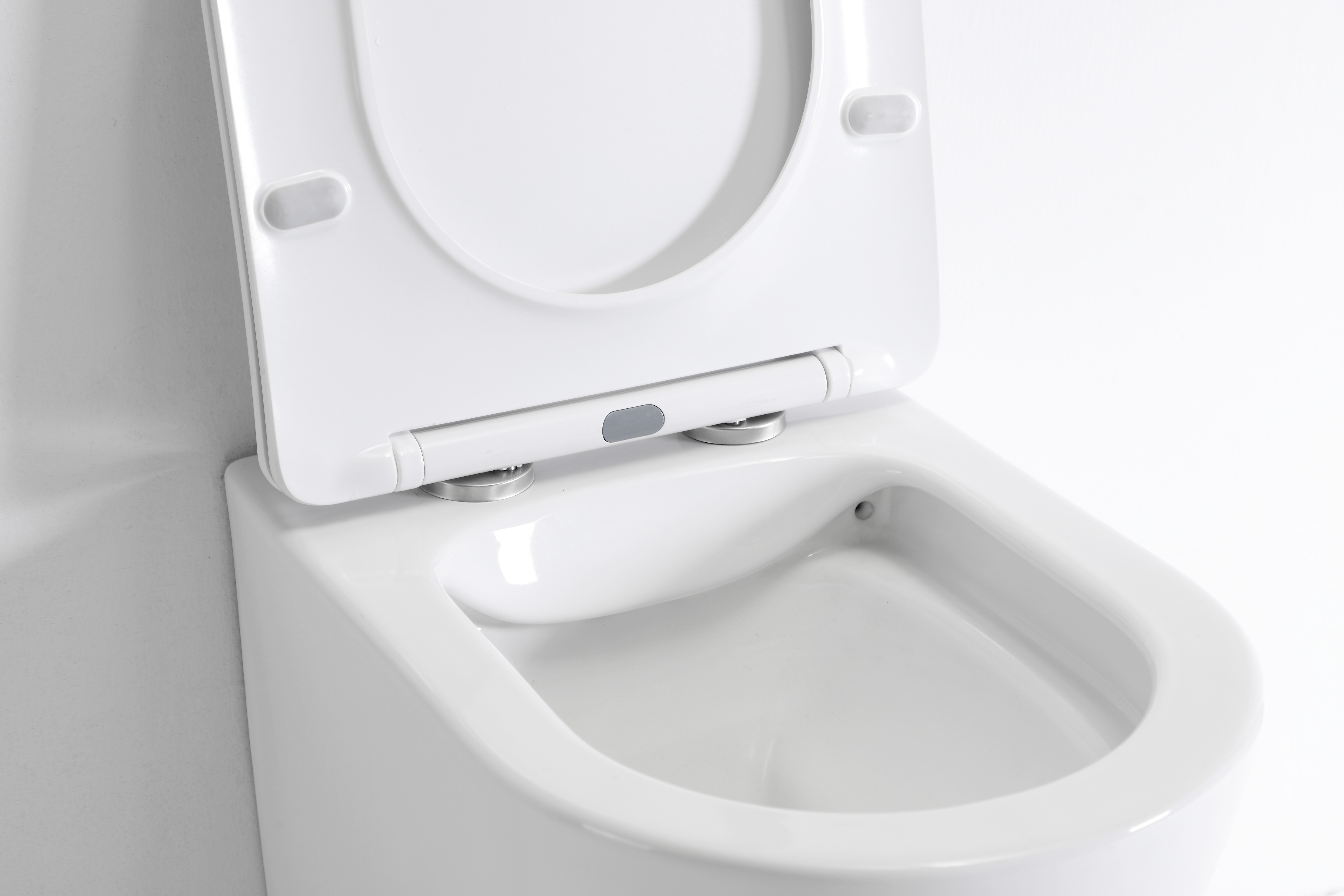BF2422D Modern Wall Hung Toilet – Space-Saving, Eco-Friendly Ceramic WC