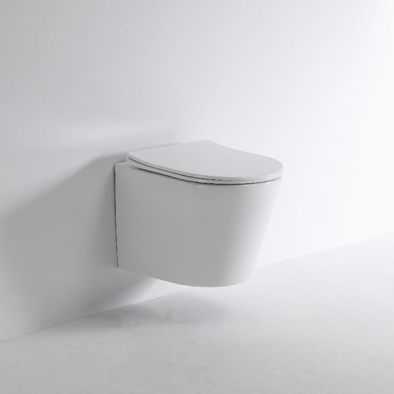Wandhängendes WC BF2442 – Modernes randloses Design mit 180 mm P-Siphon