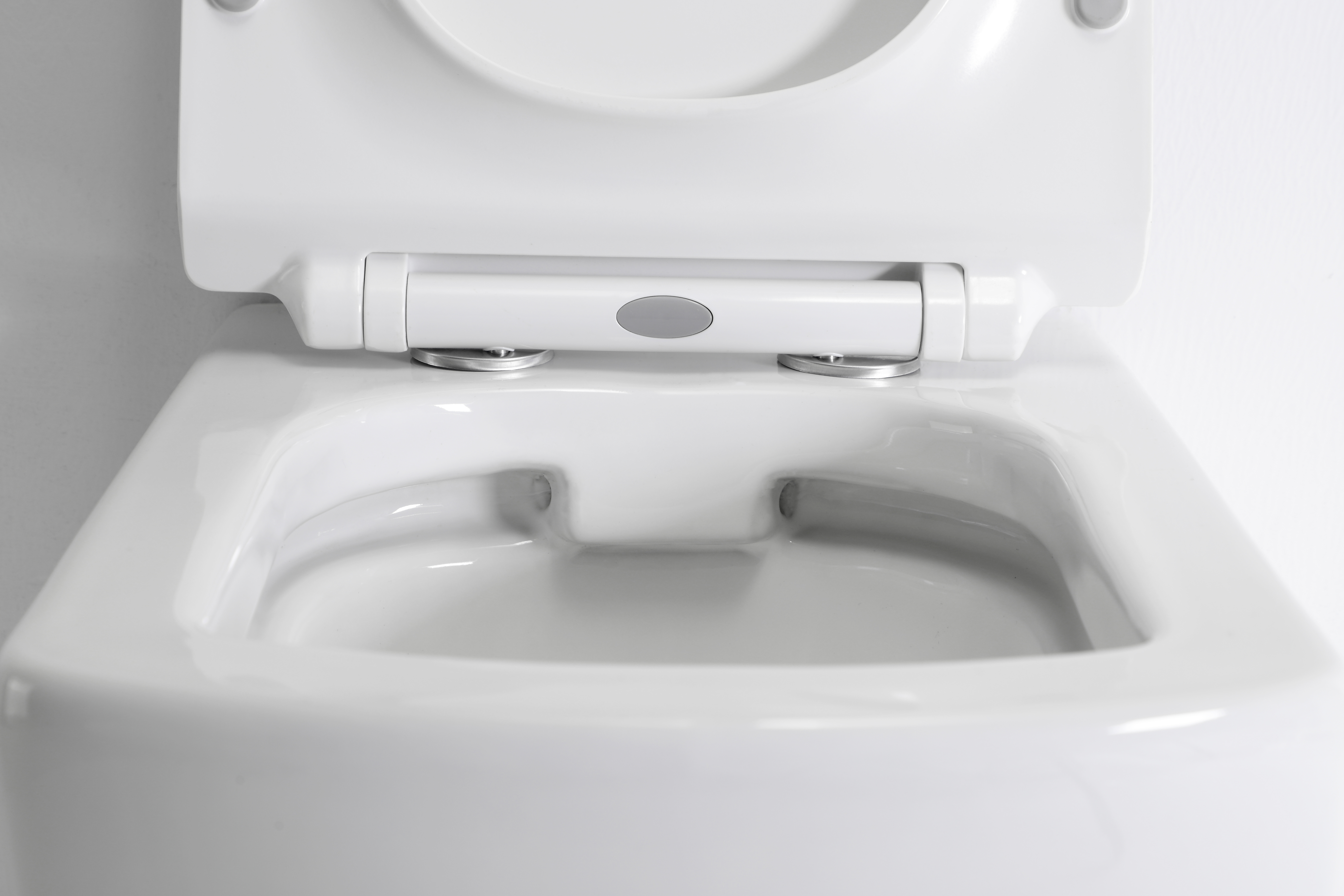 Rimless Wall-Hung Toilet with Square Slim Cover – Modern, Hygienic & Space-Saving