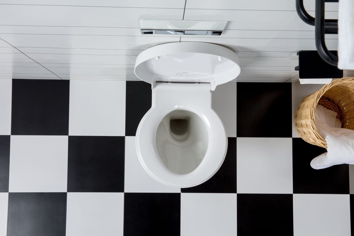 Modern Wall-Hung Rimless Toilet BF2409 – Ceramic Soft Close Seat, CE/ROHS Certified