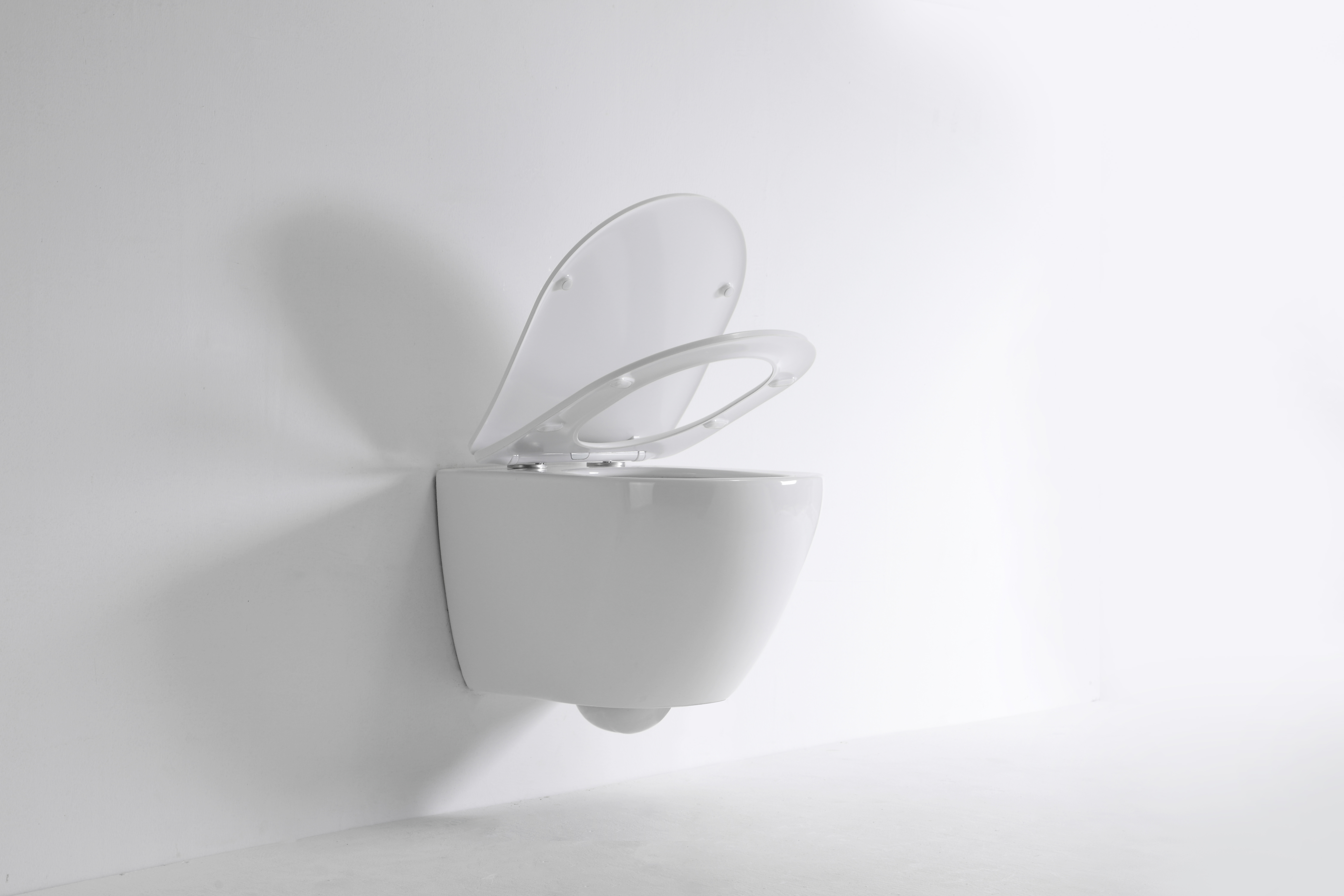 WC Sospeso Modello 2418 con Scarico Vortex da 4.5L – Design Italiano Minimalista