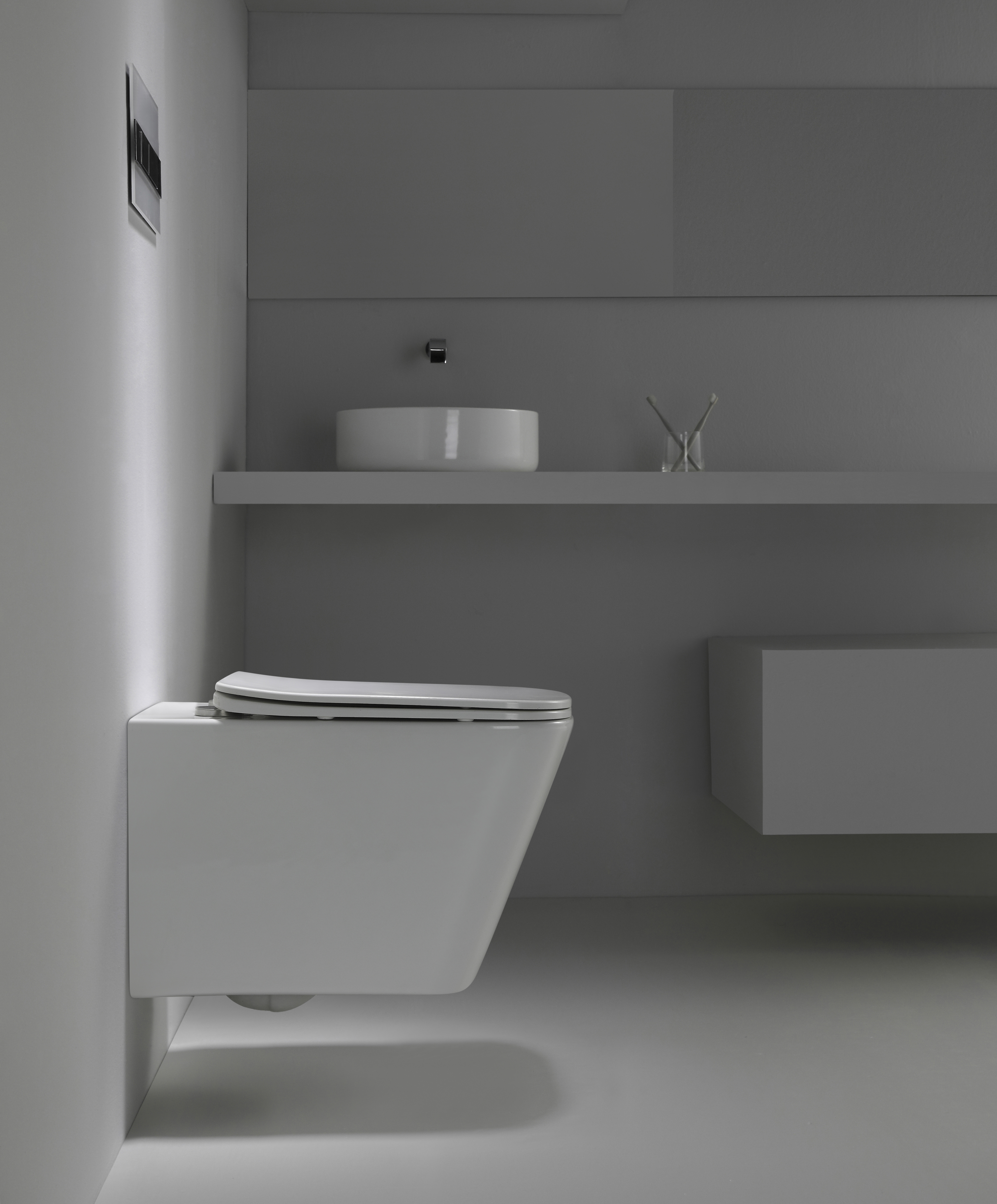 2470D Rimless Wall Hung Toilet - Modern Minimalist Suspended WC with Quiet Flush