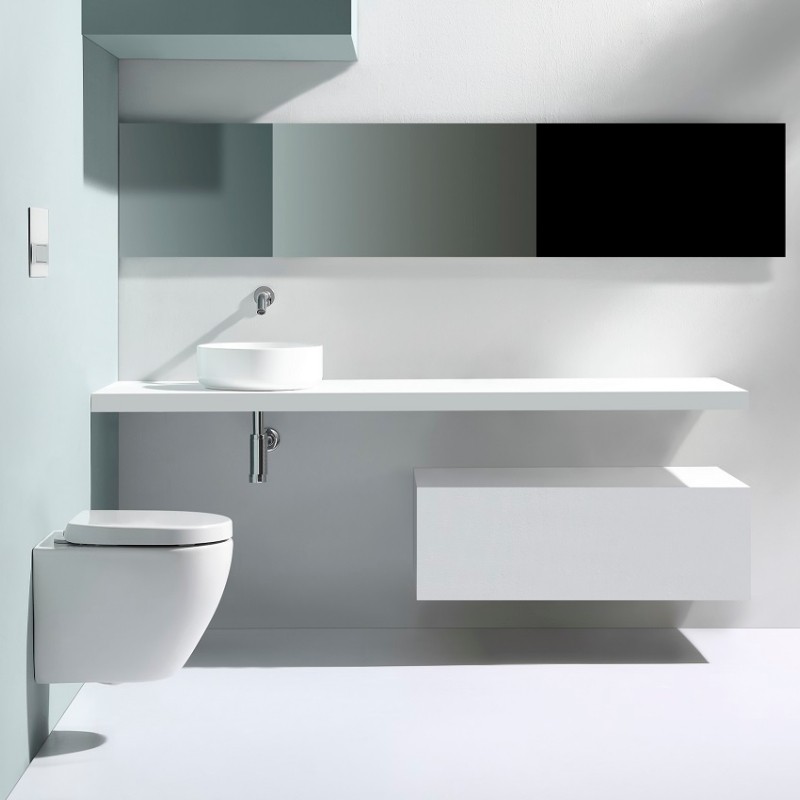 Modern Wall-Hung Ceramic Toilet with Soft Close UF Seat - Model BF2412