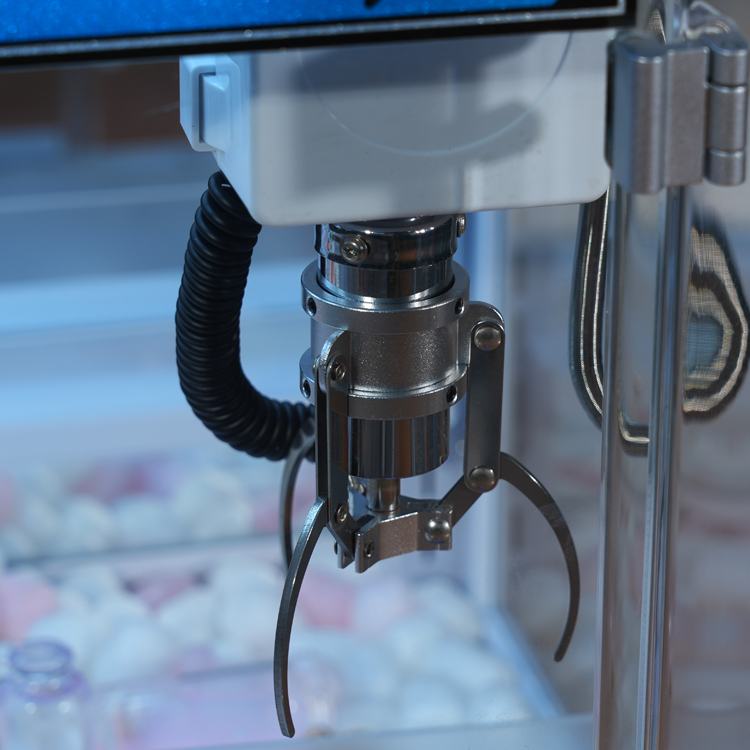 Mini Fashion 4-Player Claw Machine