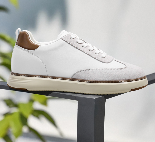 2025 Newest OEM Height Enhancing Shoes Breathable White Invisible Height Increase 7CM / 2.76 Inches Leathers Sneakers Casual Shoes for Men