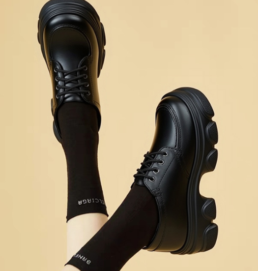 2025 New Women's Black Leather Loafers British Style Thick-Soled Casual Shoes with Fashionable Lace-Up Design