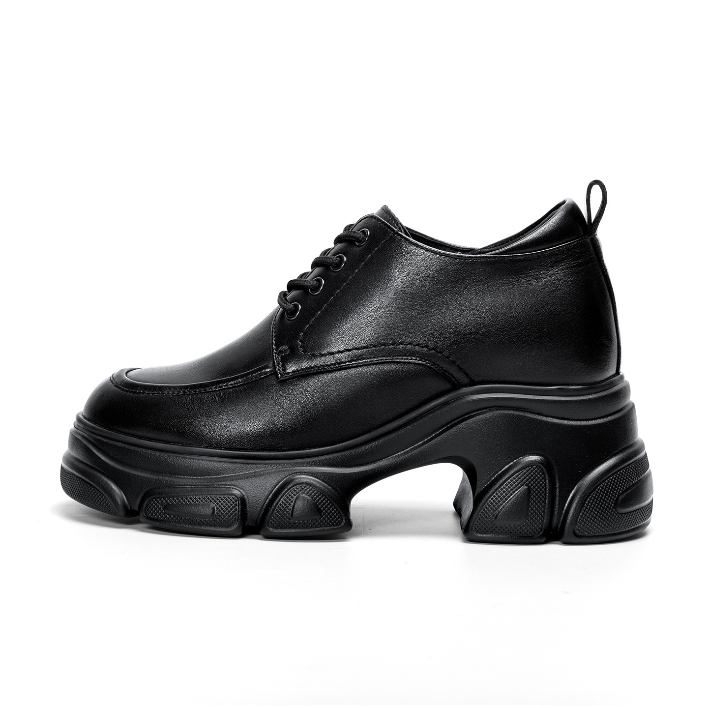 2025 New Women's Black Leather Loafers British Style Thick-Soled Casual Shoes with Fashionable Lace-Up Design