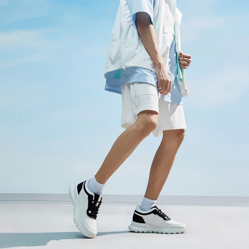 New Designer Athleisure Sneakers for Men Luxury Breathable Trendy Chunky Casual Shoes Closed Toe for All Seasons Outings