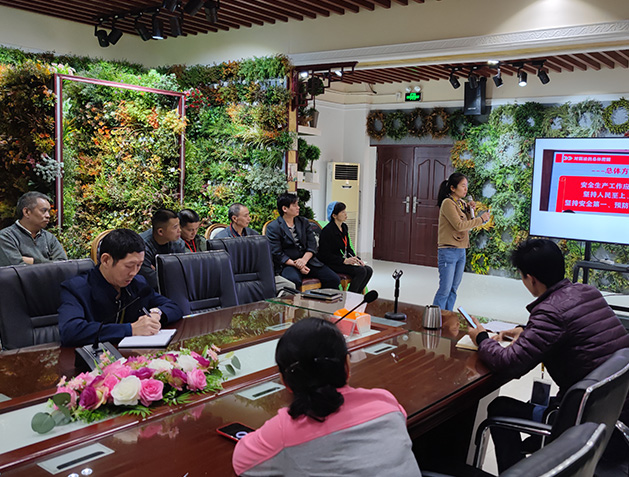 
	
Yunnan customers come to visit the factory 
