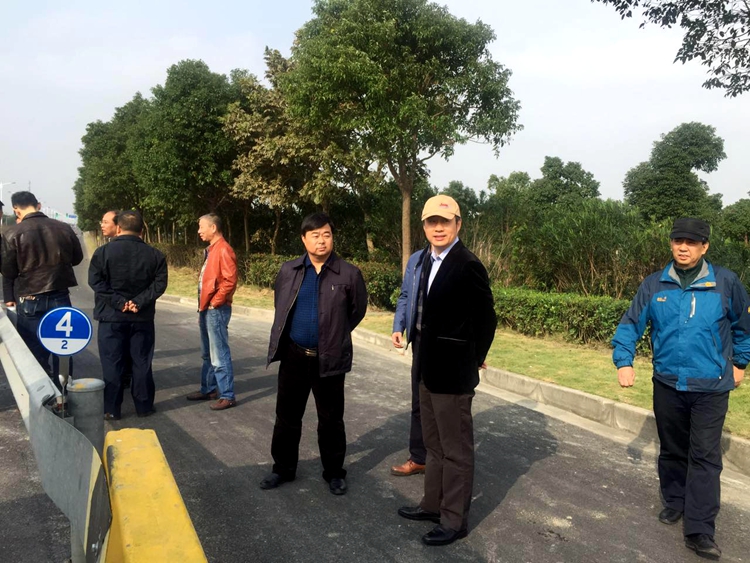 打造文明样板路段  构建公路养护新平台——上海市文明样板路验收、复验工作顺利进行