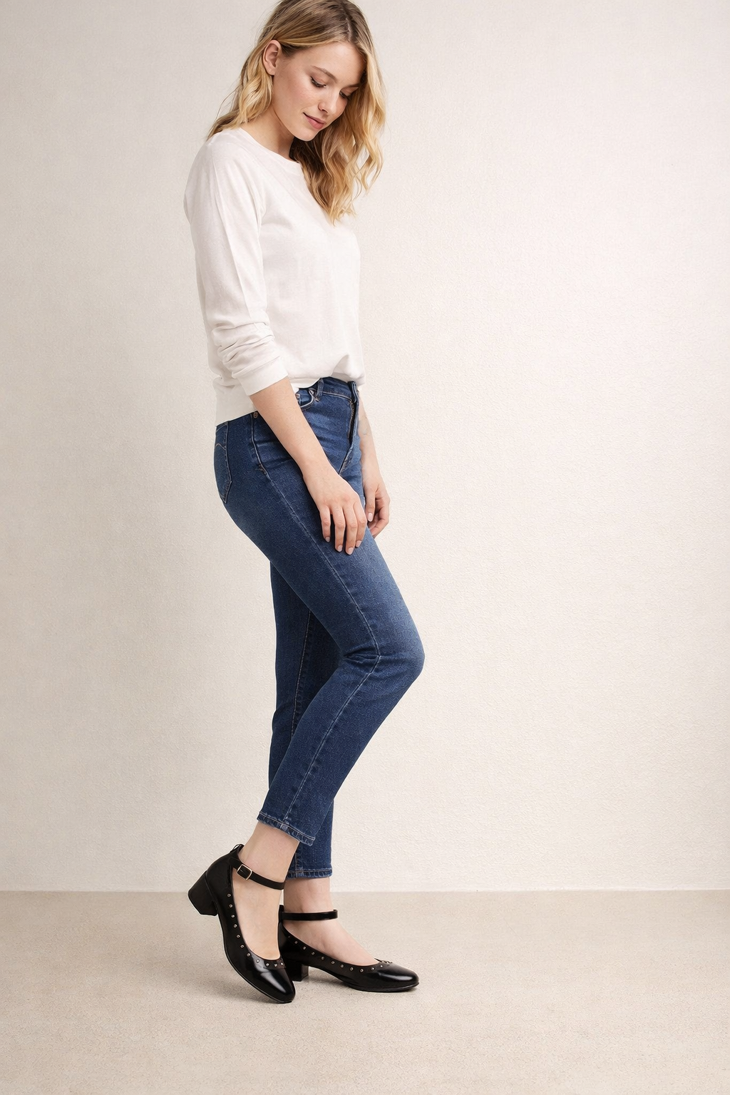 When Is the Right Time for Women’s Shoe Chains and Wholesalers to Accelerate Expansion?