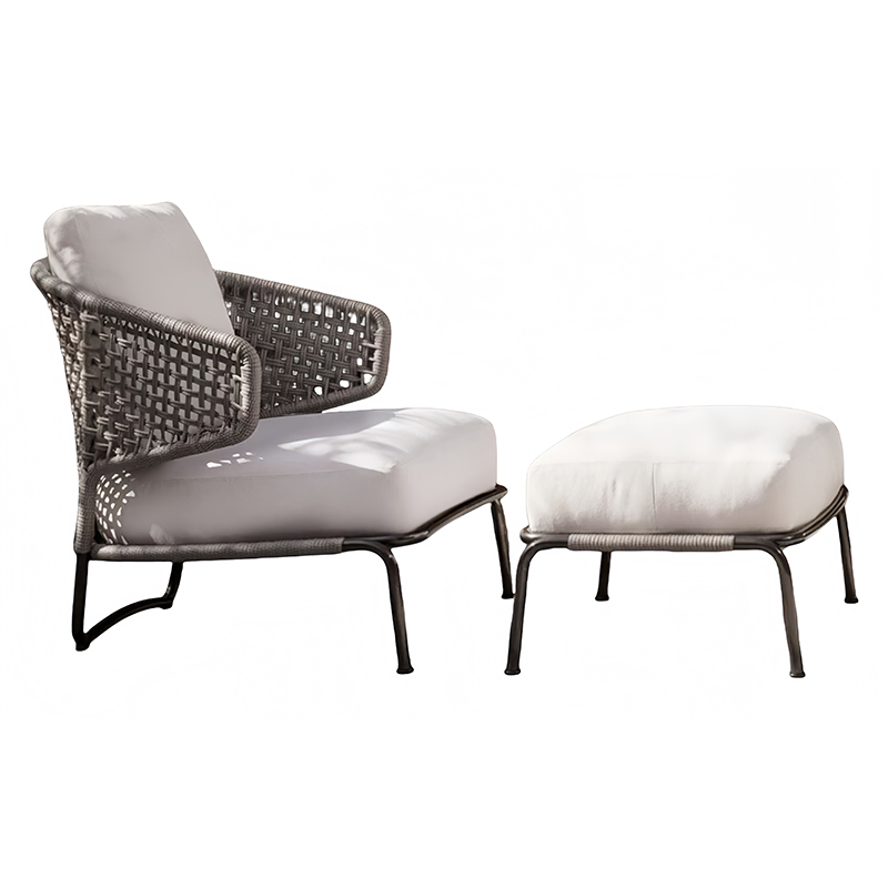 屋外用ラタン製ソファと足置き台セット