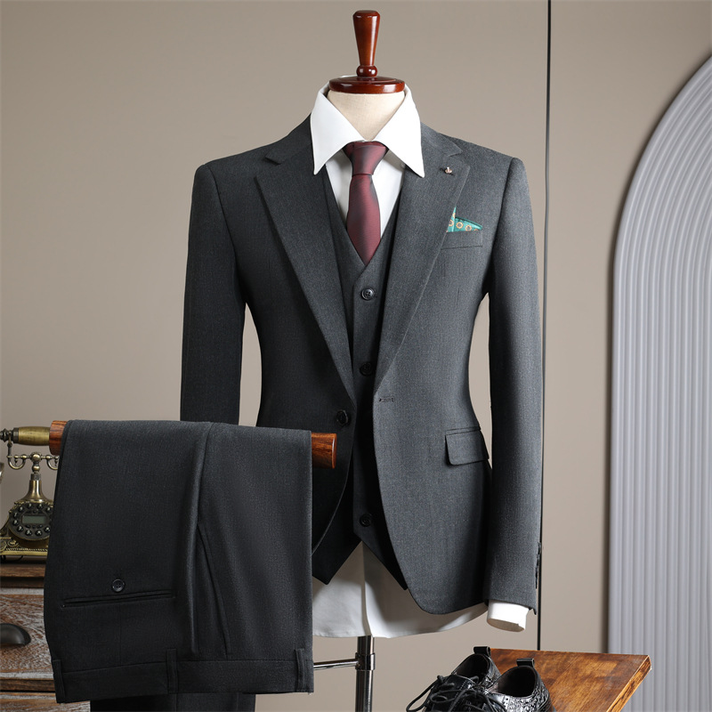 Fashionable British style handsome groom wedding suit quality suit men's suit slim work clothes business suit