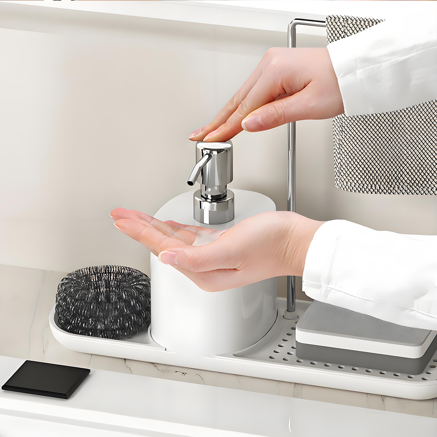 Durable Plastic Liquid Soap Dispenser wi