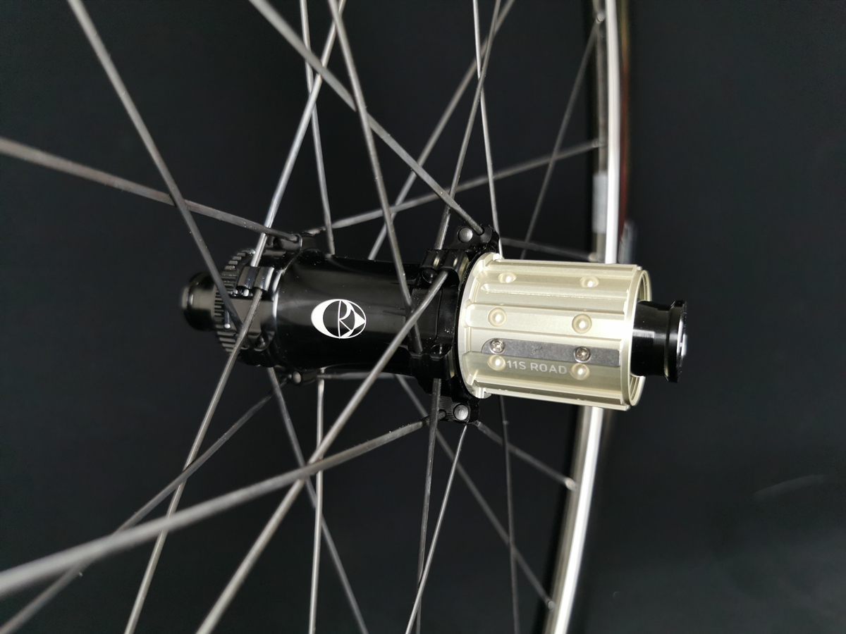 ROAD BIKE WHEELS WITH DISC BRAKES D45