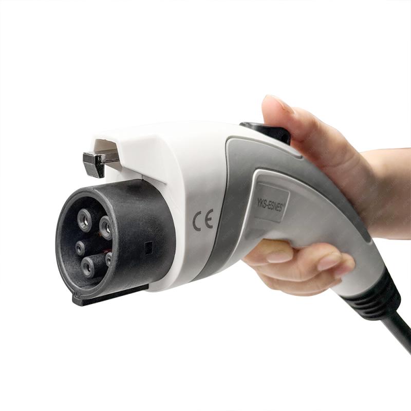 New AC Portable EV Charger 3.5kw 16A Type 1 Charging Cable