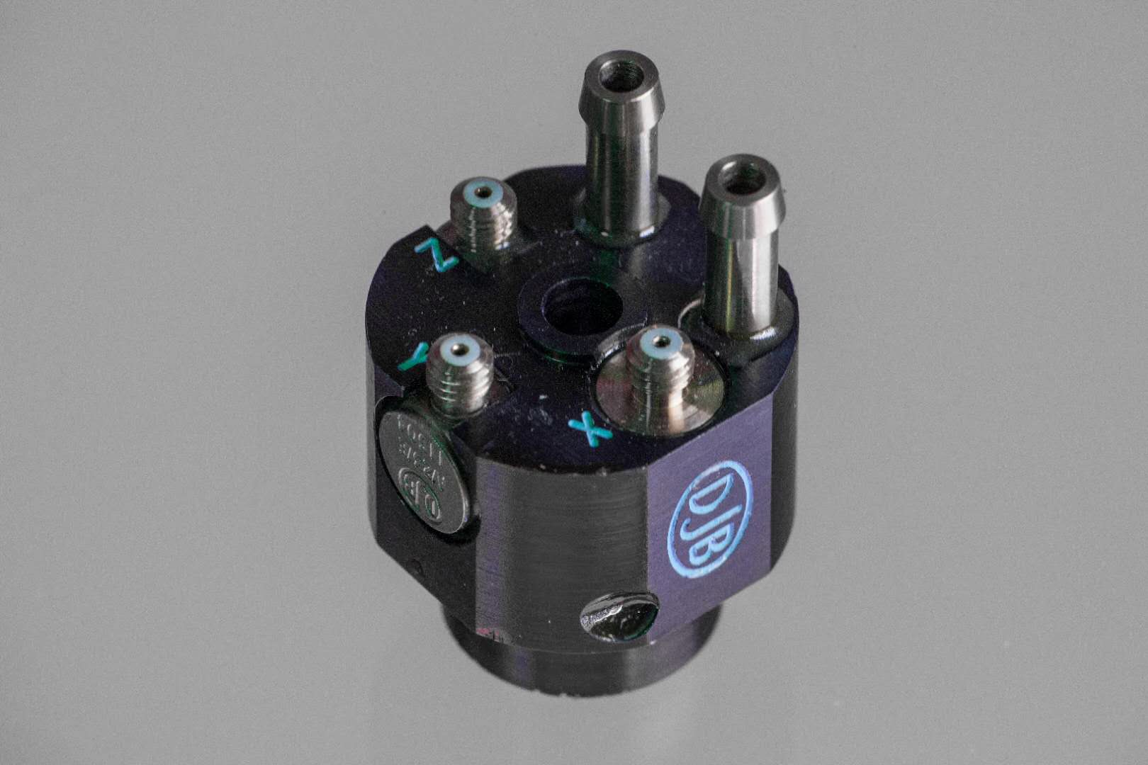 水冷 IEPE 三轴 A/133/V