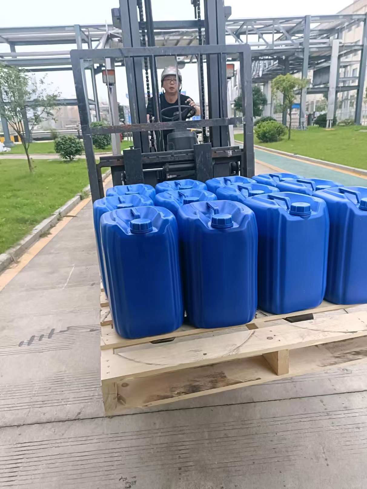 纳米二氧化钛分散液 卸货