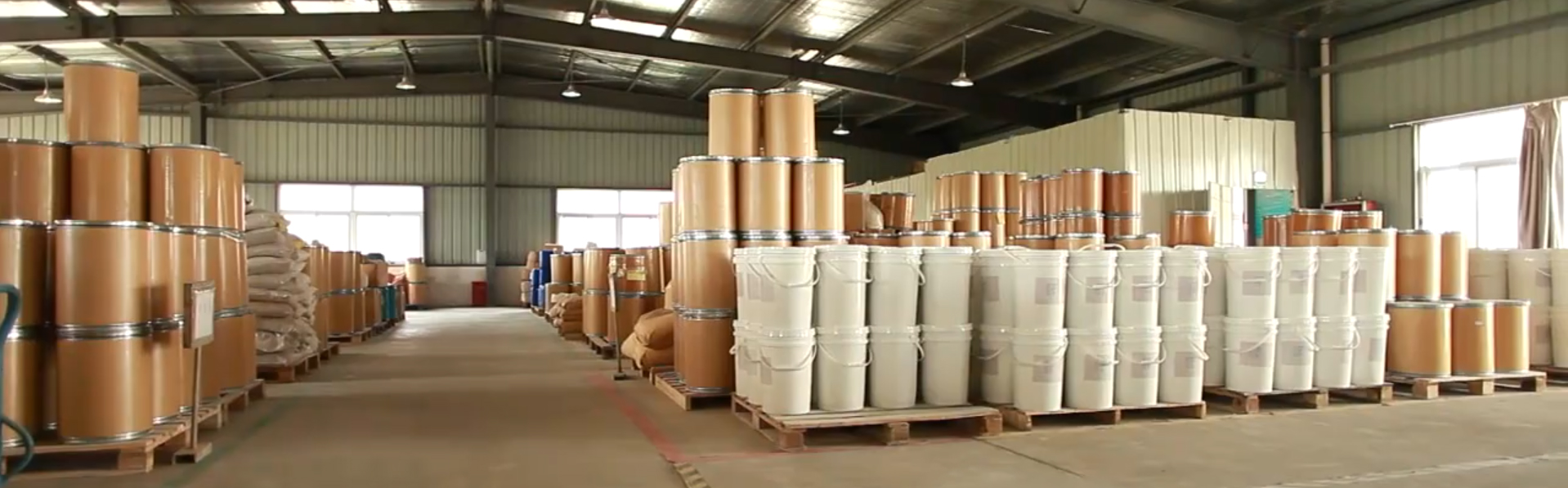 纳米二氧化钛浆料仓库 纳米二氧化钛浆料仓库