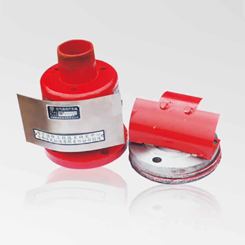 Horizontal foam generator