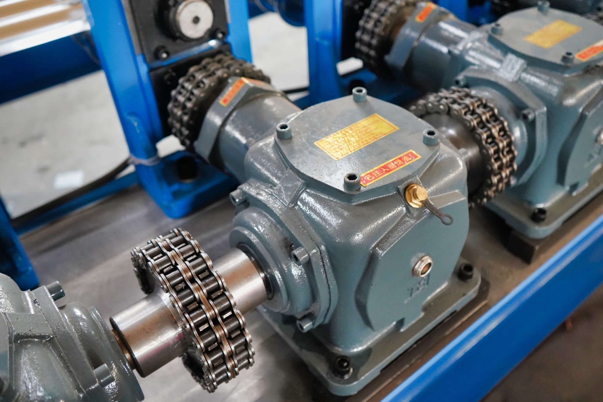 Corrugated Sheet Roll Forming Machine with PLC Touch Screen