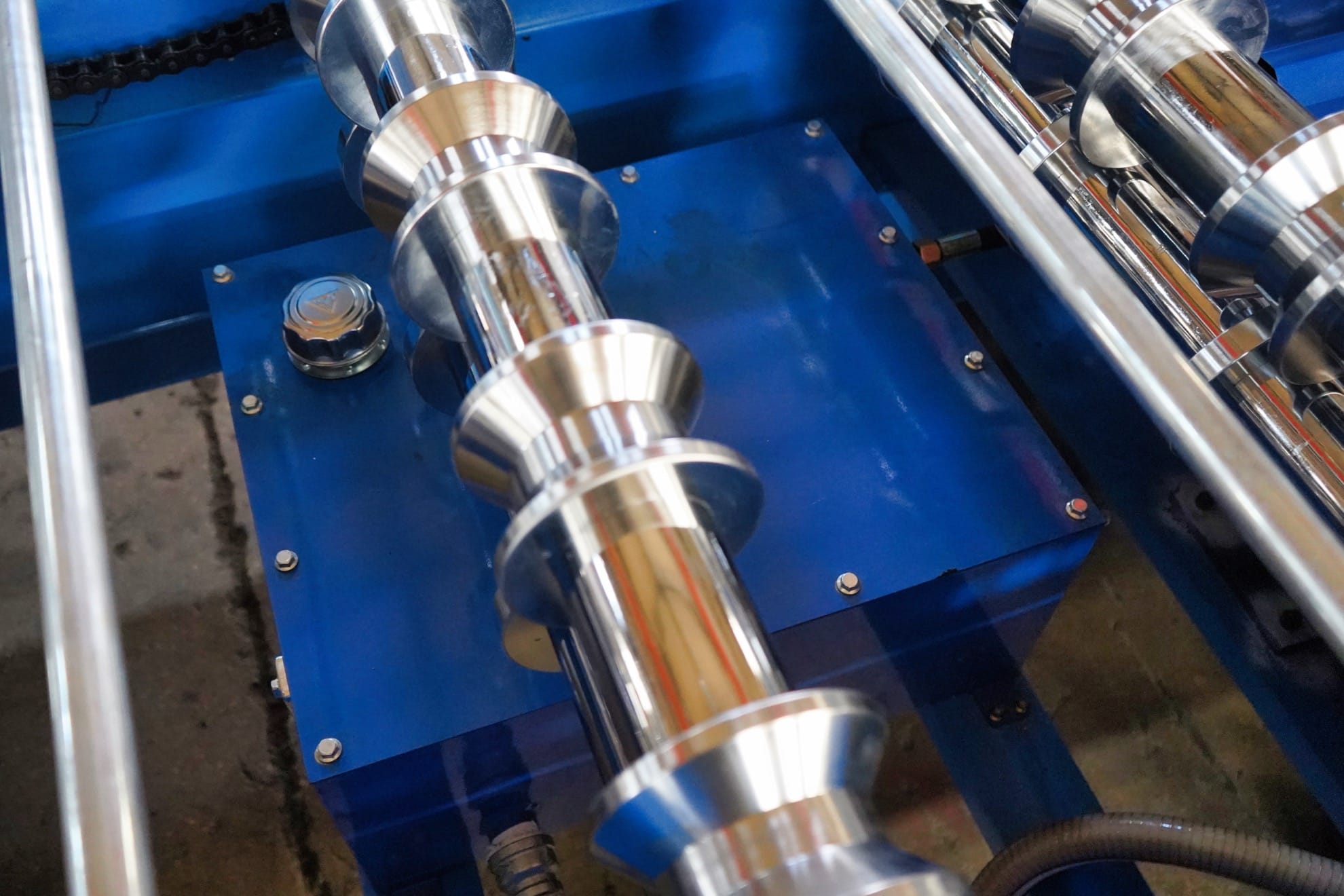 Hydraulic Trapezoidal Roll Forming Machine for Metal Roofing Sheets