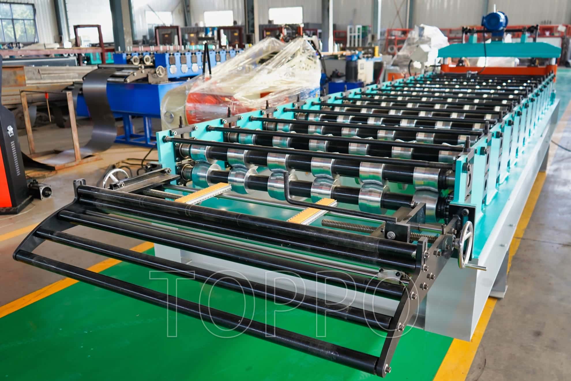 Trapezoidal Roof Panel Roll Forming Machine