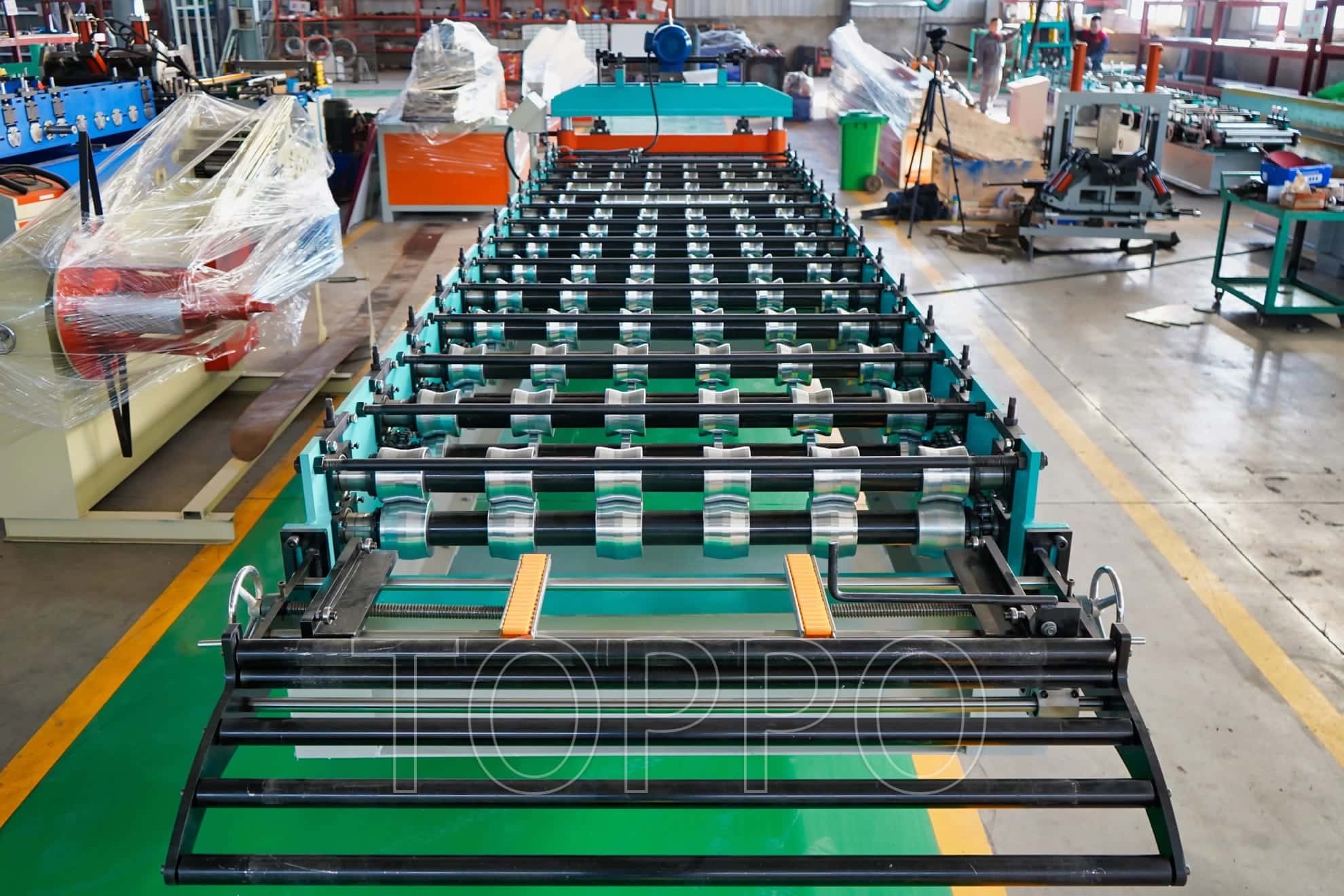 Trapezoidal Roof Panel Roll Forming Machine