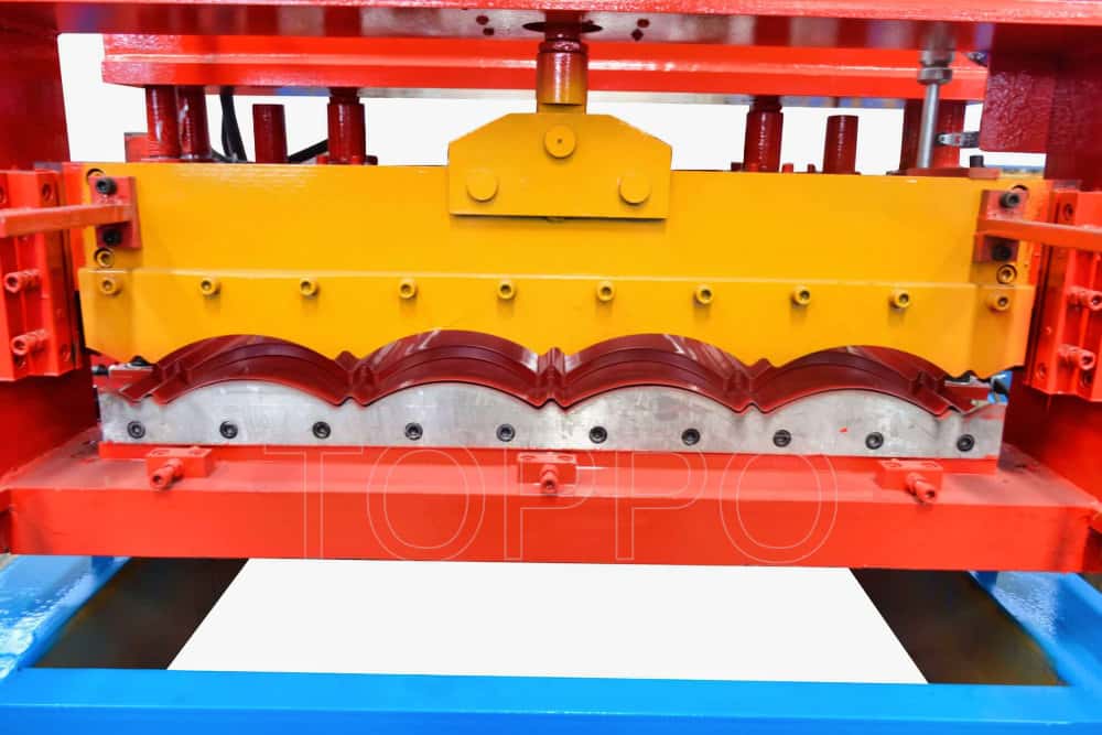Color Steel Bamboo Glazed Tile Roll Forming Machine with Automatic PLC Control