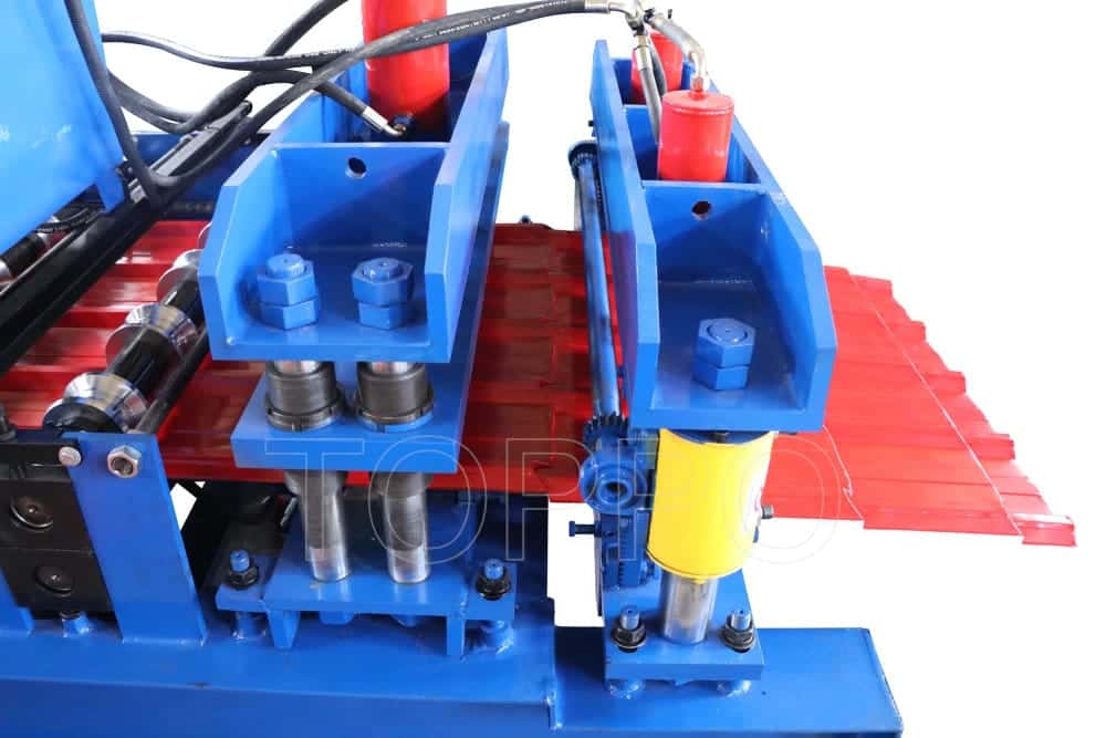 Red Tile Profile Glazed Roll Forming Machine with Hydraulic Cutting