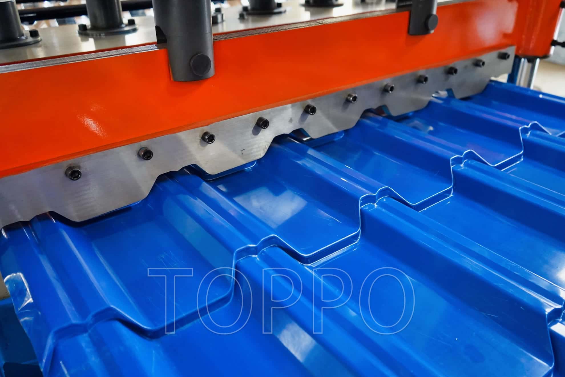 High-Speed Glazed Tile Roll Forming Machine with Touchscreen Control