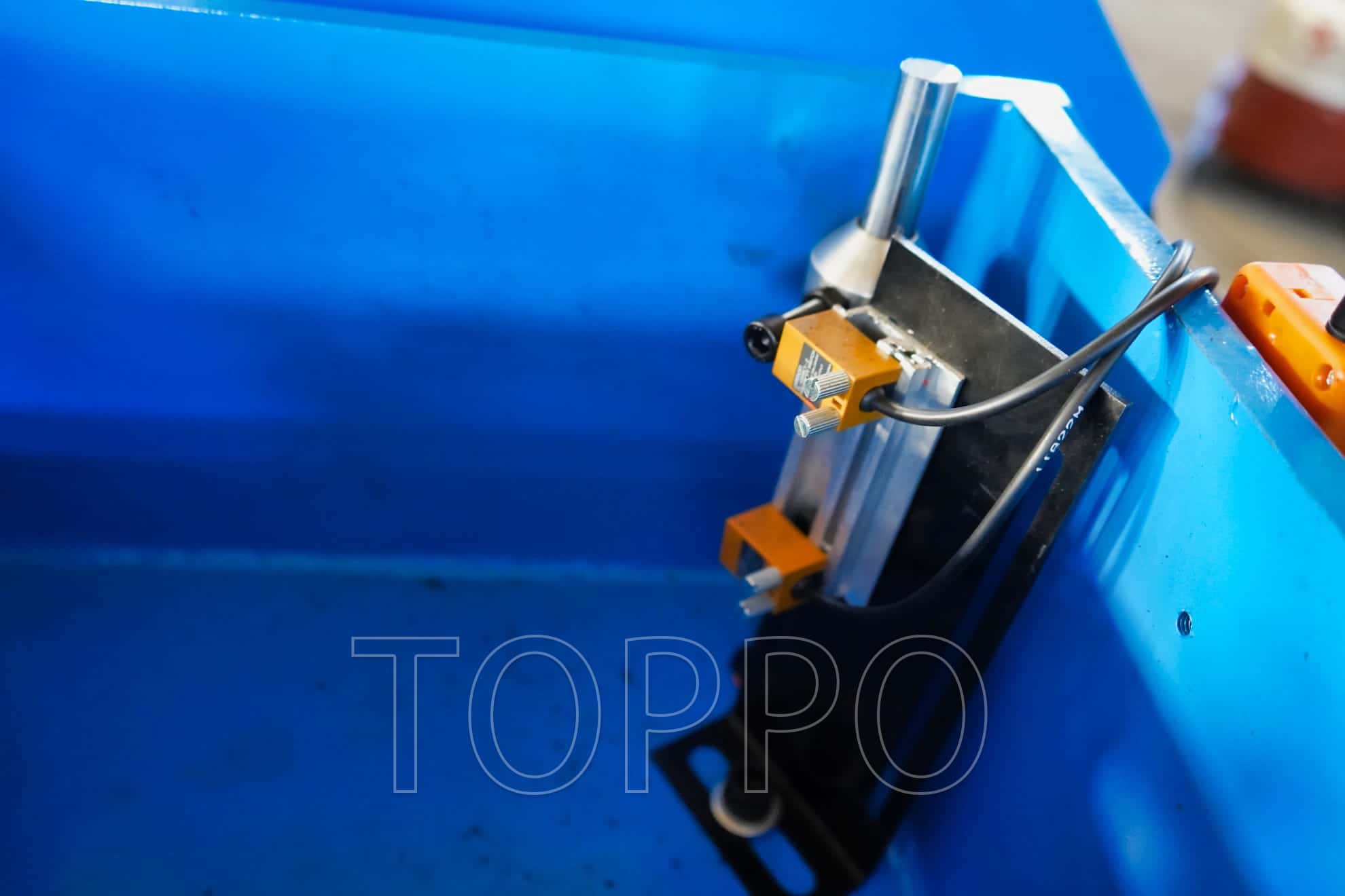 High Precision Glazed Tile Roll Forming Machine with Touchscreen Control